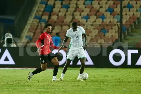 الطربوش واحتفال فرعوني ودموع إمام.. لقطات من مباراة مصر ونيجيريا (صور)